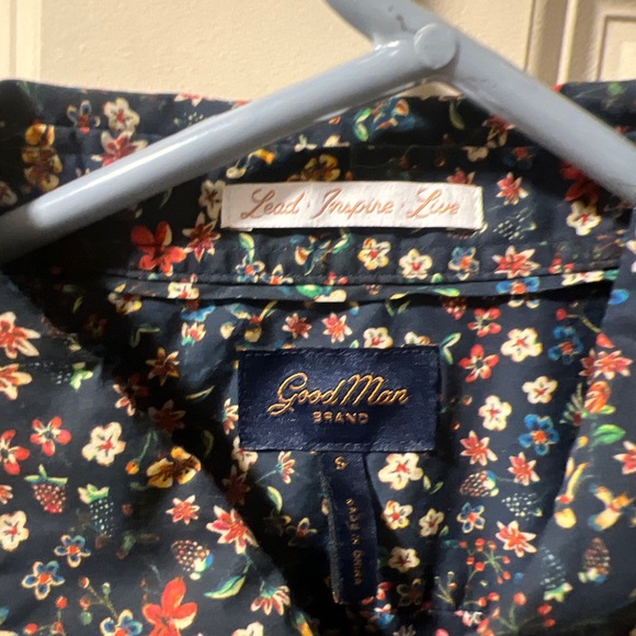 Good Man Brand Medium Shirt Short Sleeve Button Front Floral Print Pocket Floral - Picture 4 of 7